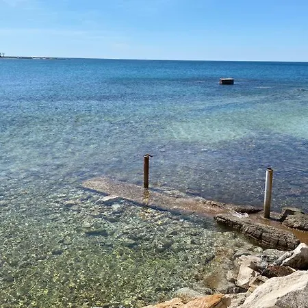 Beachfront Spina *